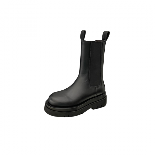 Bottega Venetta Lug Chelsea Boot Black