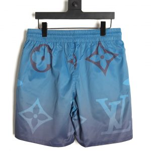 Louis Vuitton shorts with large gradient print - Image 2
