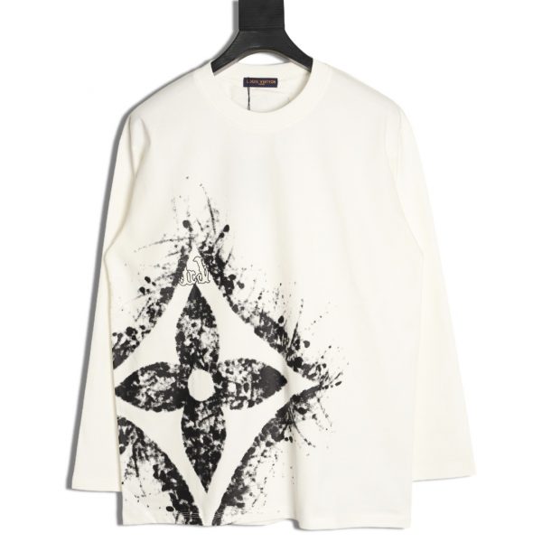 Louis Vuitton long-sleeved T-shirt with ink print and large four-leaf clover logo at the hem